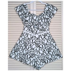Keepsake Romper--Black & white floral